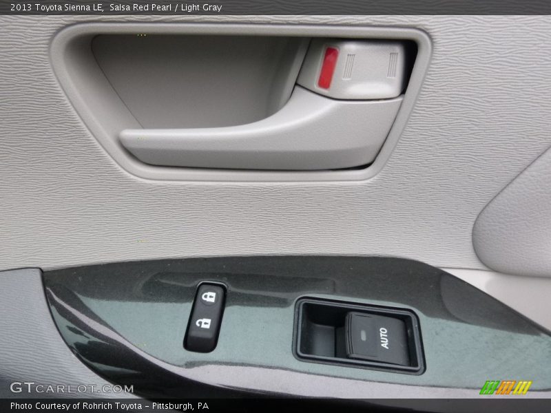 Salsa Red Pearl / Light Gray 2013 Toyota Sienna LE