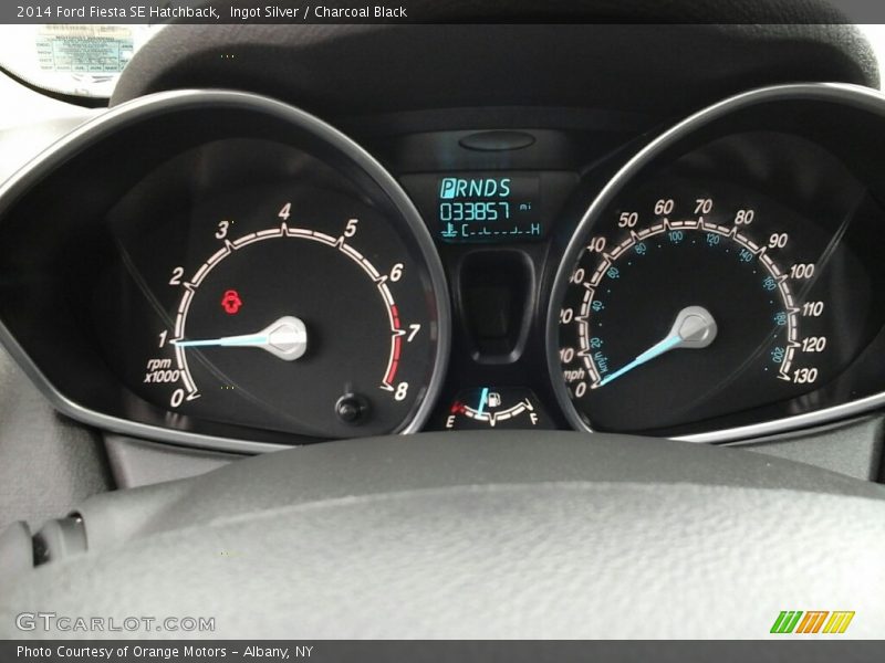 Ingot Silver / Charcoal Black 2014 Ford Fiesta SE Hatchback