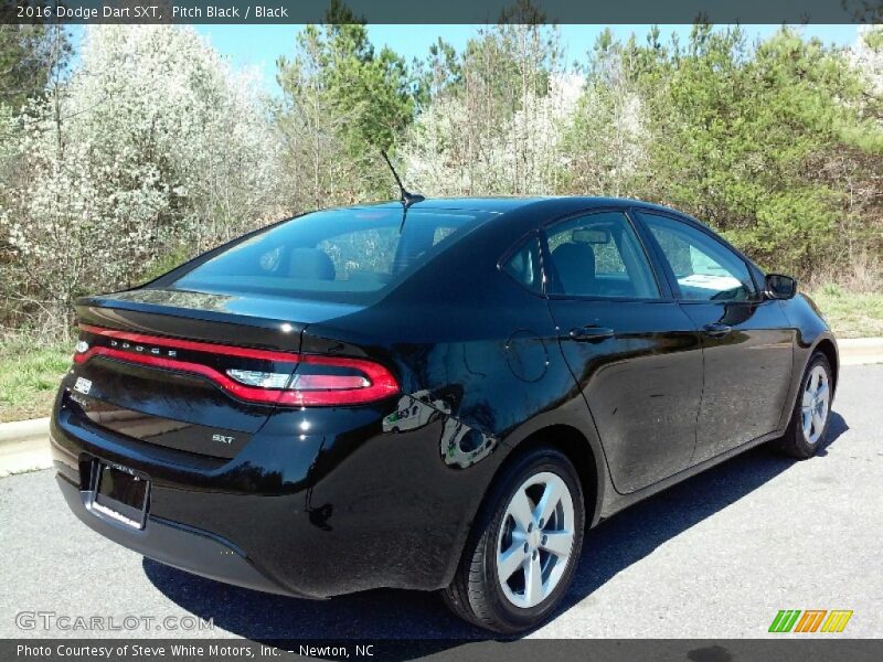Pitch Black / Black 2016 Dodge Dart SXT