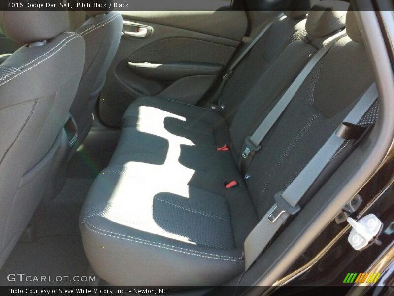 Pitch Black / Black 2016 Dodge Dart SXT