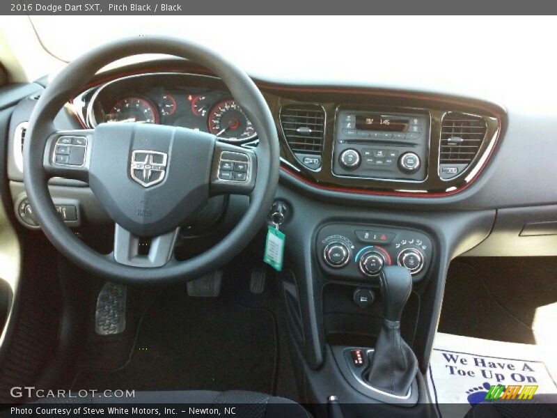 Pitch Black / Black 2016 Dodge Dart SXT