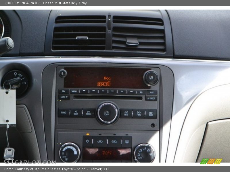 Ocean Mist Metallic / Gray 2007 Saturn Aura XR