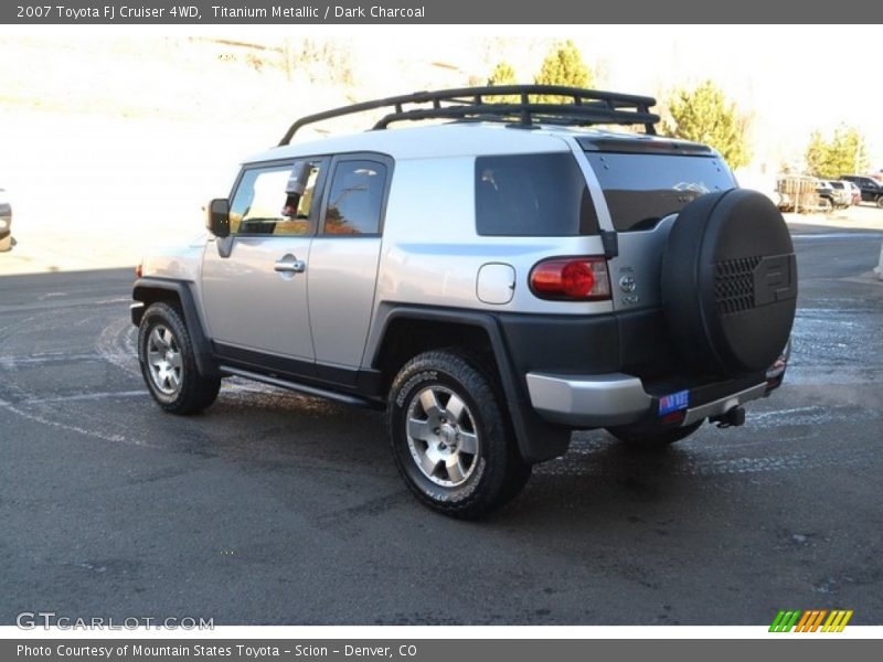 Titanium Metallic / Dark Charcoal 2007 Toyota FJ Cruiser 4WD