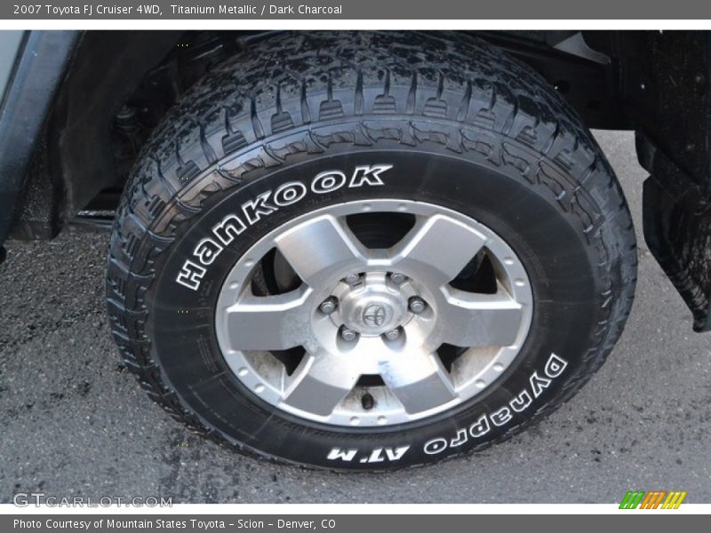 Titanium Metallic / Dark Charcoal 2007 Toyota FJ Cruiser 4WD