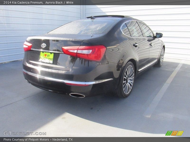 Aurora Black / White 2014 Kia Cadenza Premium
