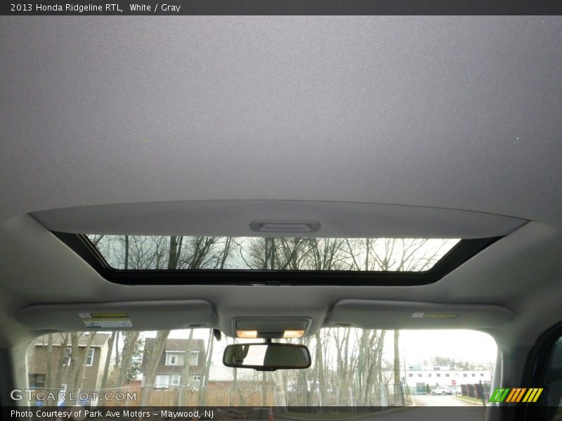 White / Gray 2013 Honda Ridgeline RTL