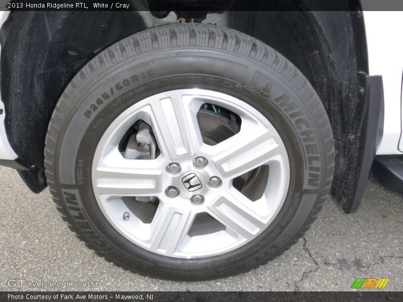 White / Gray 2013 Honda Ridgeline RTL