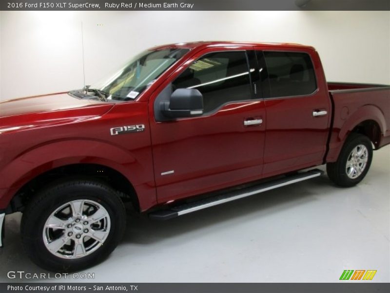 Ruby Red / Medium Earth Gray 2016 Ford F150 XLT SuperCrew