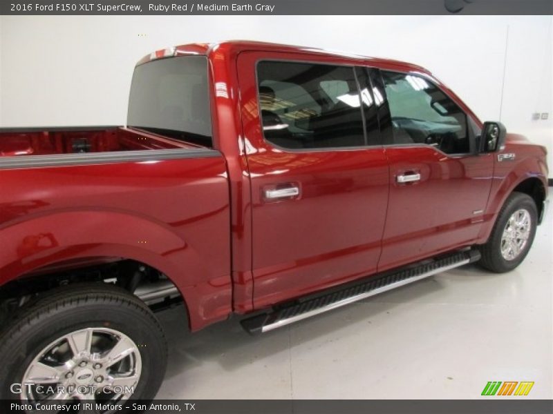 Ruby Red / Medium Earth Gray 2016 Ford F150 XLT SuperCrew