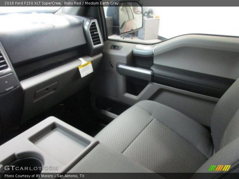 Ruby Red / Medium Earth Gray 2016 Ford F150 XLT SuperCrew