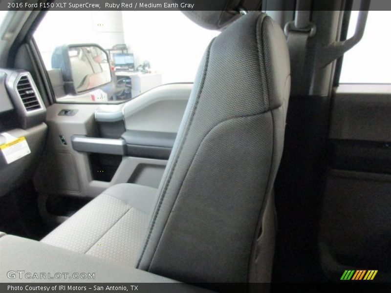 Ruby Red / Medium Earth Gray 2016 Ford F150 XLT SuperCrew