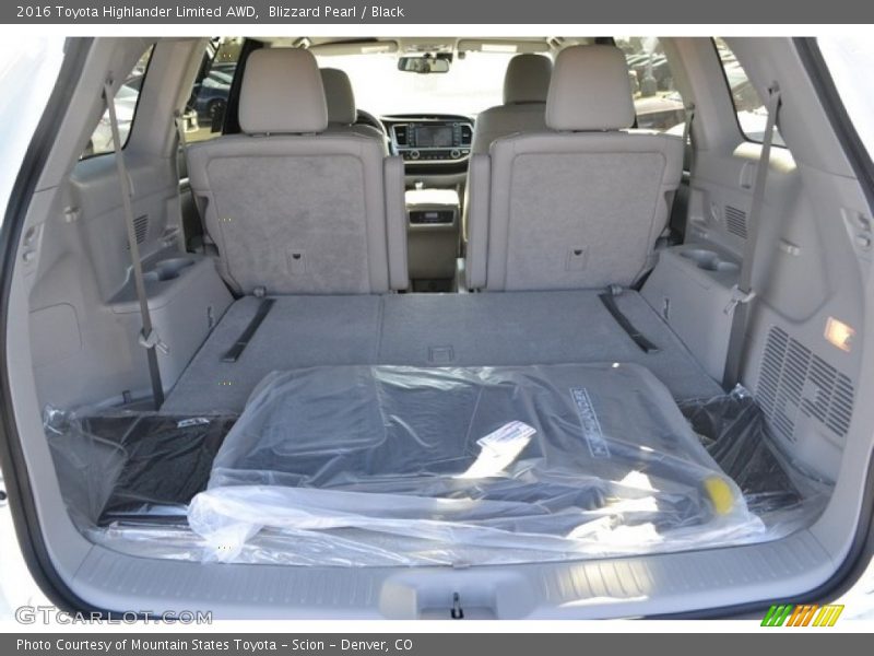 Blizzard Pearl / Black 2016 Toyota Highlander Limited AWD