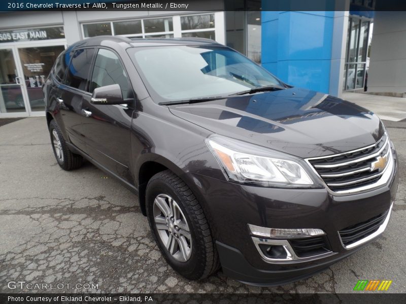 Tungsten Metallic / Ebony 2016 Chevrolet Traverse LT AWD