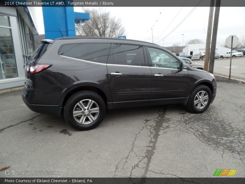 Tungsten Metallic / Ebony 2016 Chevrolet Traverse LT AWD