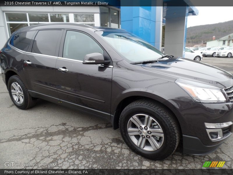 Tungsten Metallic / Ebony 2016 Chevrolet Traverse LT AWD