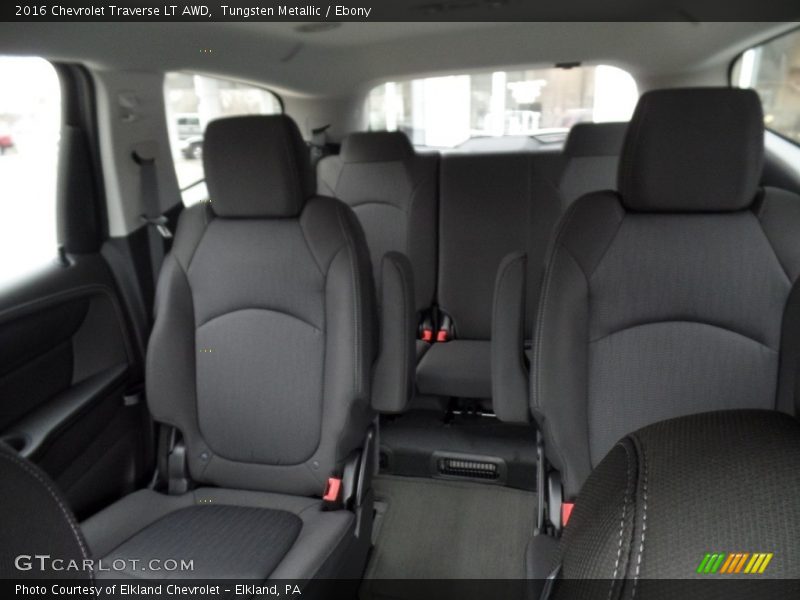 Tungsten Metallic / Ebony 2016 Chevrolet Traverse LT AWD