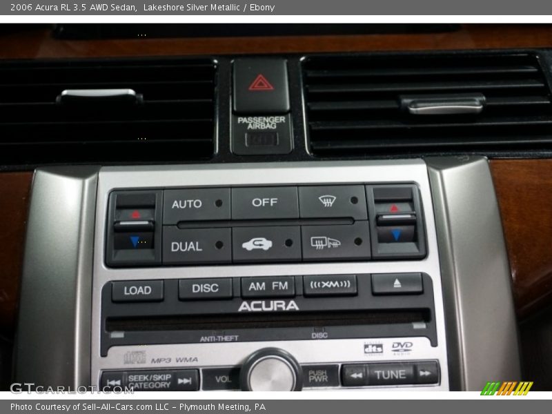 Lakeshore Silver Metallic / Ebony 2006 Acura RL 3.5 AWD Sedan