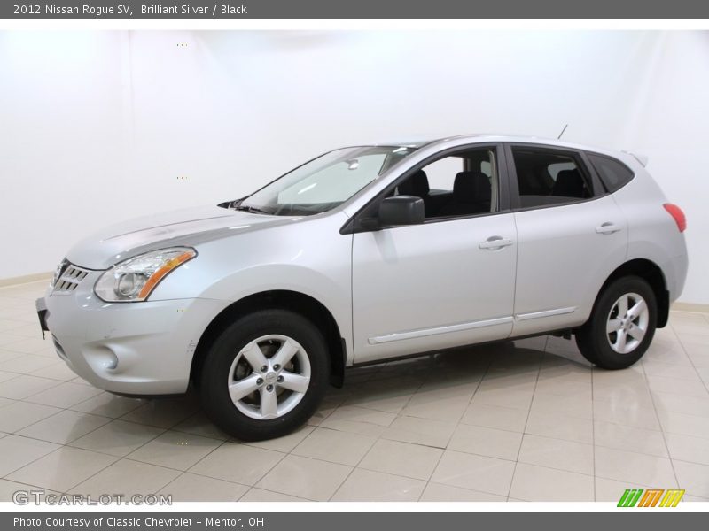Front 3/4 View of 2012 Rogue SV