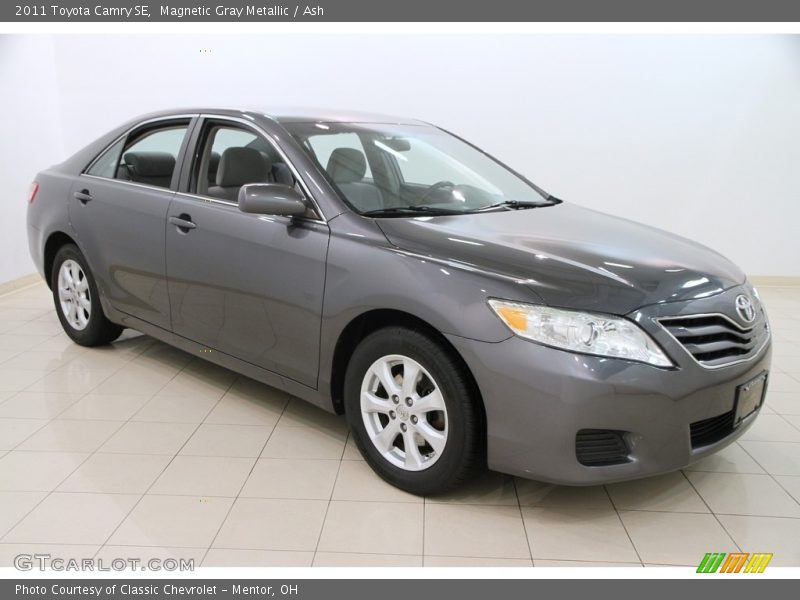 Magnetic Gray Metallic / Ash 2011 Toyota Camry SE