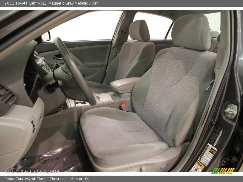 Magnetic Gray Metallic / Ash 2011 Toyota Camry SE