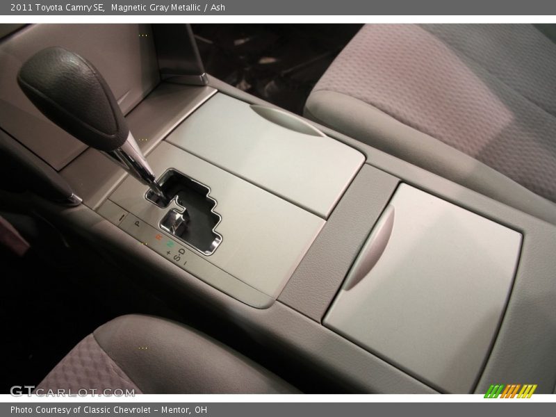 Magnetic Gray Metallic / Ash 2011 Toyota Camry SE