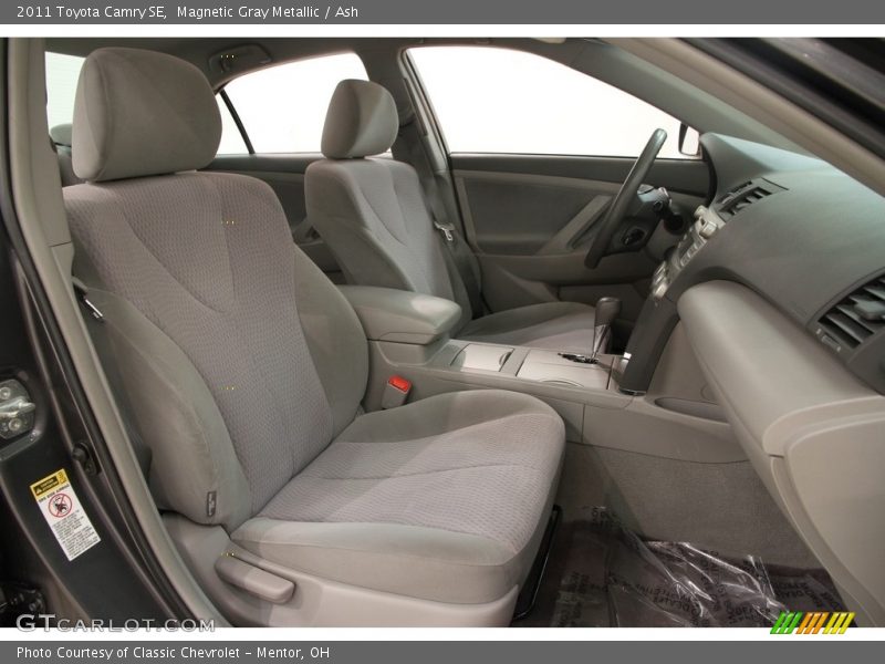 Magnetic Gray Metallic / Ash 2011 Toyota Camry SE