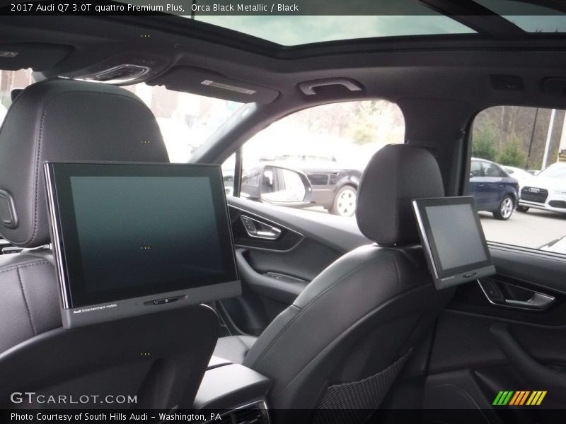 Orca Black Metallic / Black 2017 Audi Q7 3.0T quattro Premium Plus