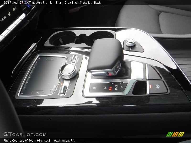 Orca Black Metallic / Black 2017 Audi Q7 3.0T quattro Premium Plus