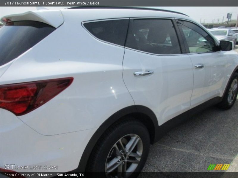 Pearl White / Beige 2017 Hyundai Santa Fe Sport FWD