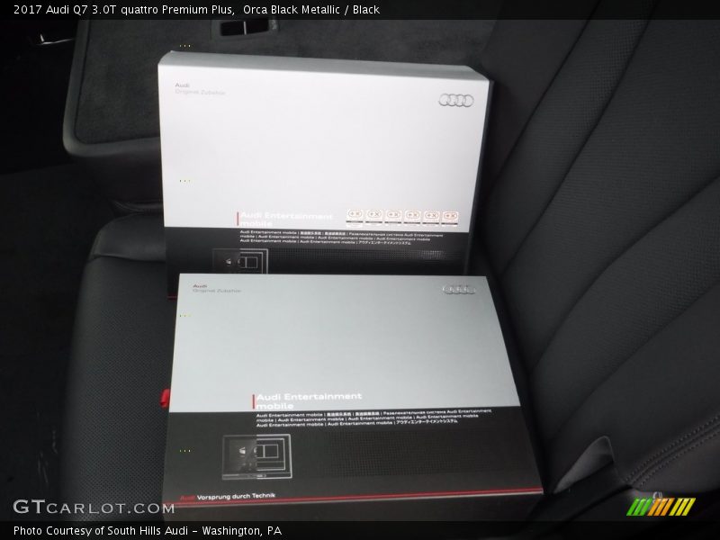 Orca Black Metallic / Black 2017 Audi Q7 3.0T quattro Premium Plus
