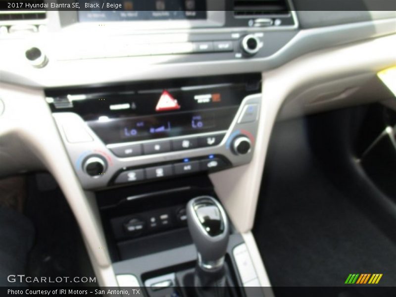 Black / Beige 2017 Hyundai Elantra SE