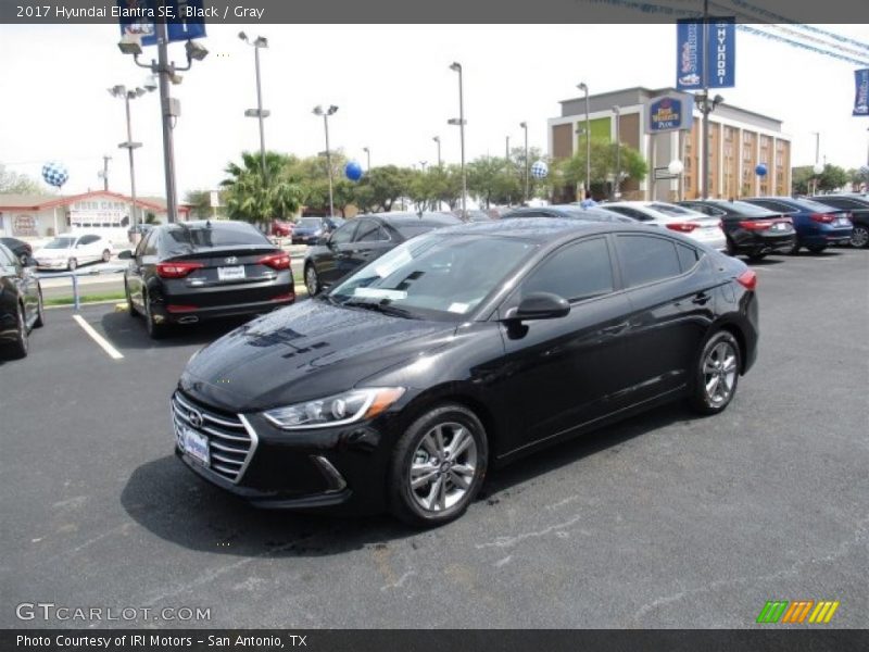 Black / Gray 2017 Hyundai Elantra SE