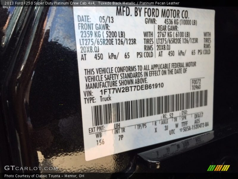 Tuxedo Black Metallic / Platinum Pecan Leather 2013 Ford F250 Super Duty Platinum Crew Cab 4x4