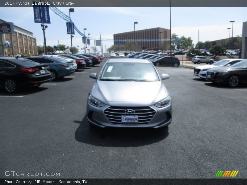 Gray / Gray 2017 Hyundai Elantra SE