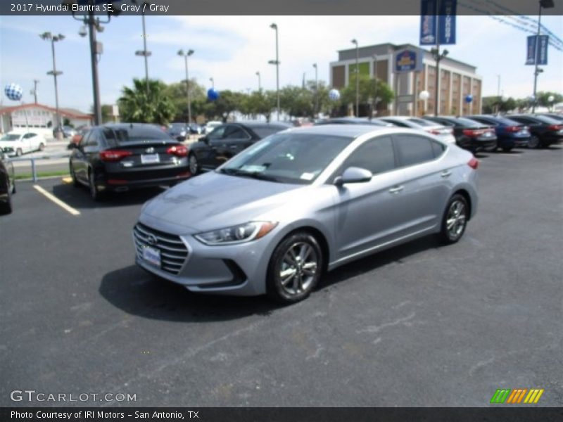 Gray / Gray 2017 Hyundai Elantra SE