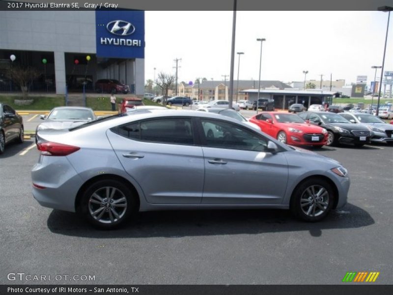 Gray / Gray 2017 Hyundai Elantra SE