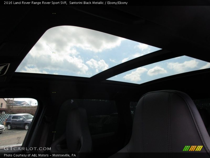 Santorini Black Metallic / Ebony/Ebony 2016 Land Rover Range Rover Sport SVR