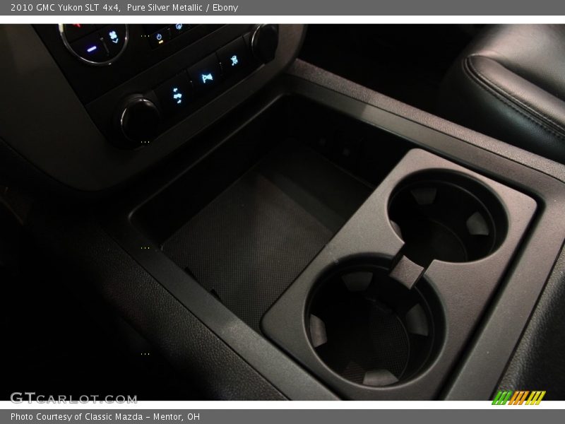 Pure Silver Metallic / Ebony 2010 GMC Yukon SLT 4x4
