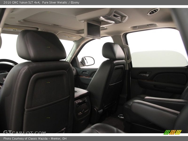 Pure Silver Metallic / Ebony 2010 GMC Yukon SLT 4x4