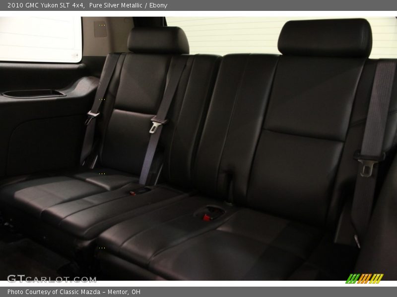 Pure Silver Metallic / Ebony 2010 GMC Yukon SLT 4x4