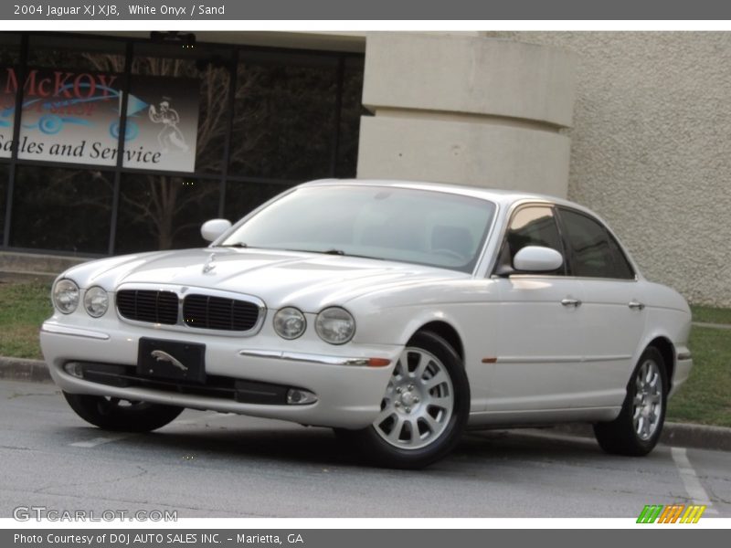 White Onyx / Sand 2004 Jaguar XJ XJ8