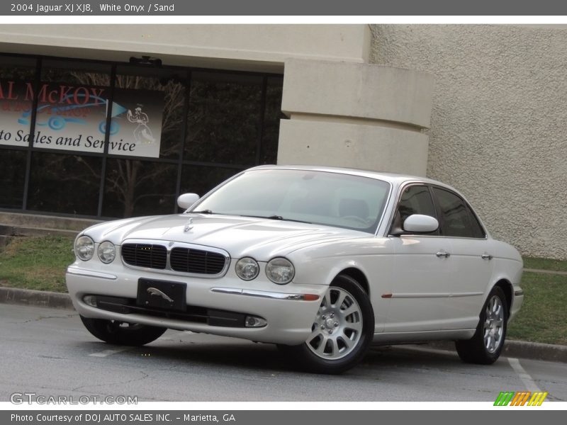 White Onyx / Sand 2004 Jaguar XJ XJ8