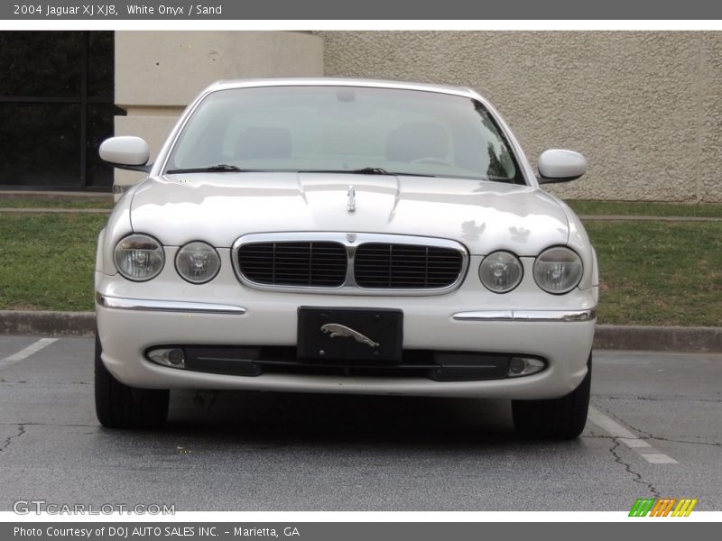 White Onyx / Sand 2004 Jaguar XJ XJ8