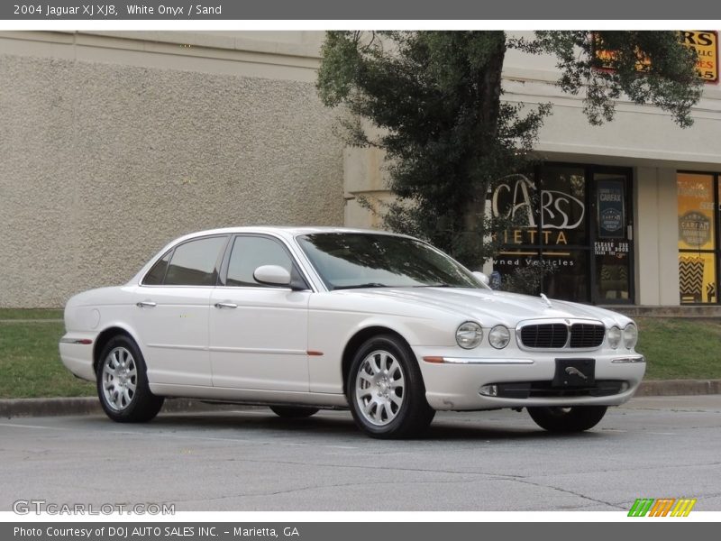 White Onyx / Sand 2004 Jaguar XJ XJ8