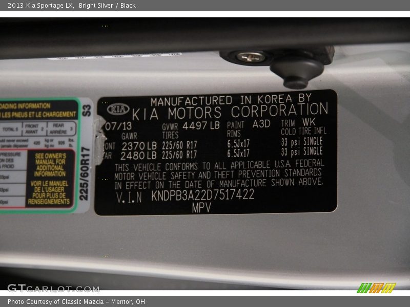 Bright Silver / Black 2013 Kia Sportage LX