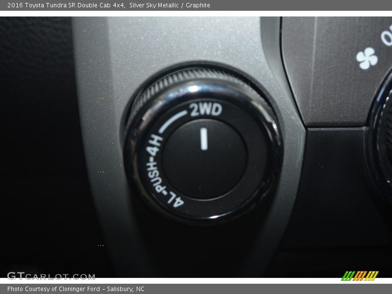 Silver Sky Metallic / Graphite 2016 Toyota Tundra SR Double Cab 4x4