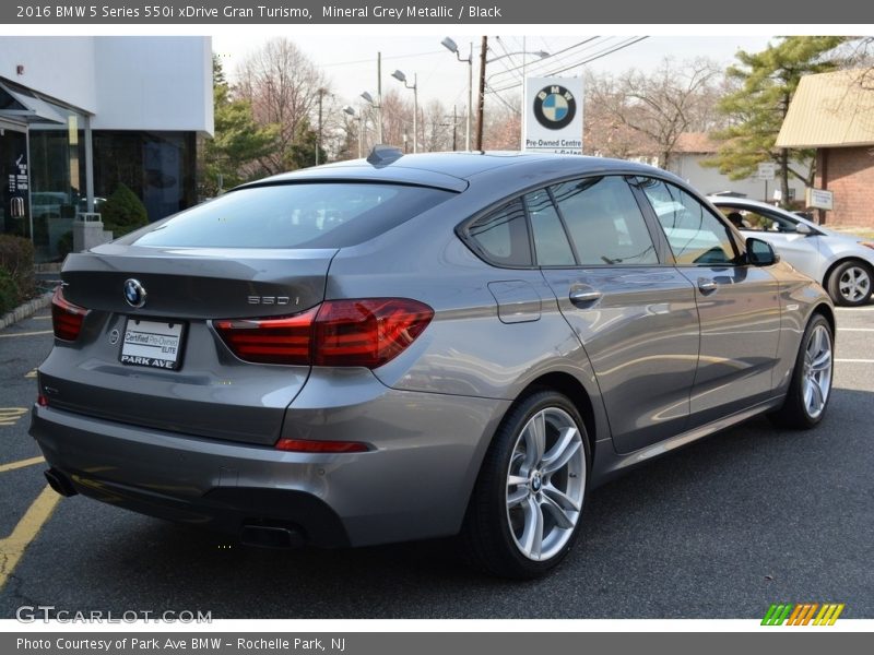 Mineral Grey Metallic / Black 2016 BMW 5 Series 550i xDrive Gran Turismo