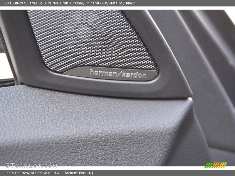 Mineral Grey Metallic / Black 2016 BMW 5 Series 550i xDrive Gran Turismo