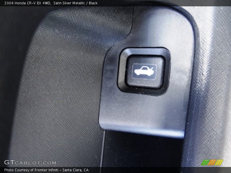 Satin Silver Metallic / Black 2004 Honda CR-V EX 4WD