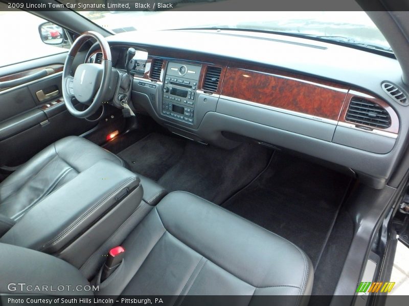  2009 Town Car Signature Limited Black Interior